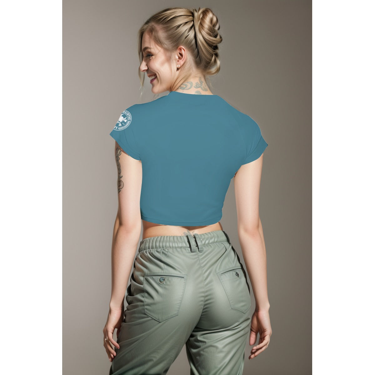 Candy Charm - Cropped T-shirt