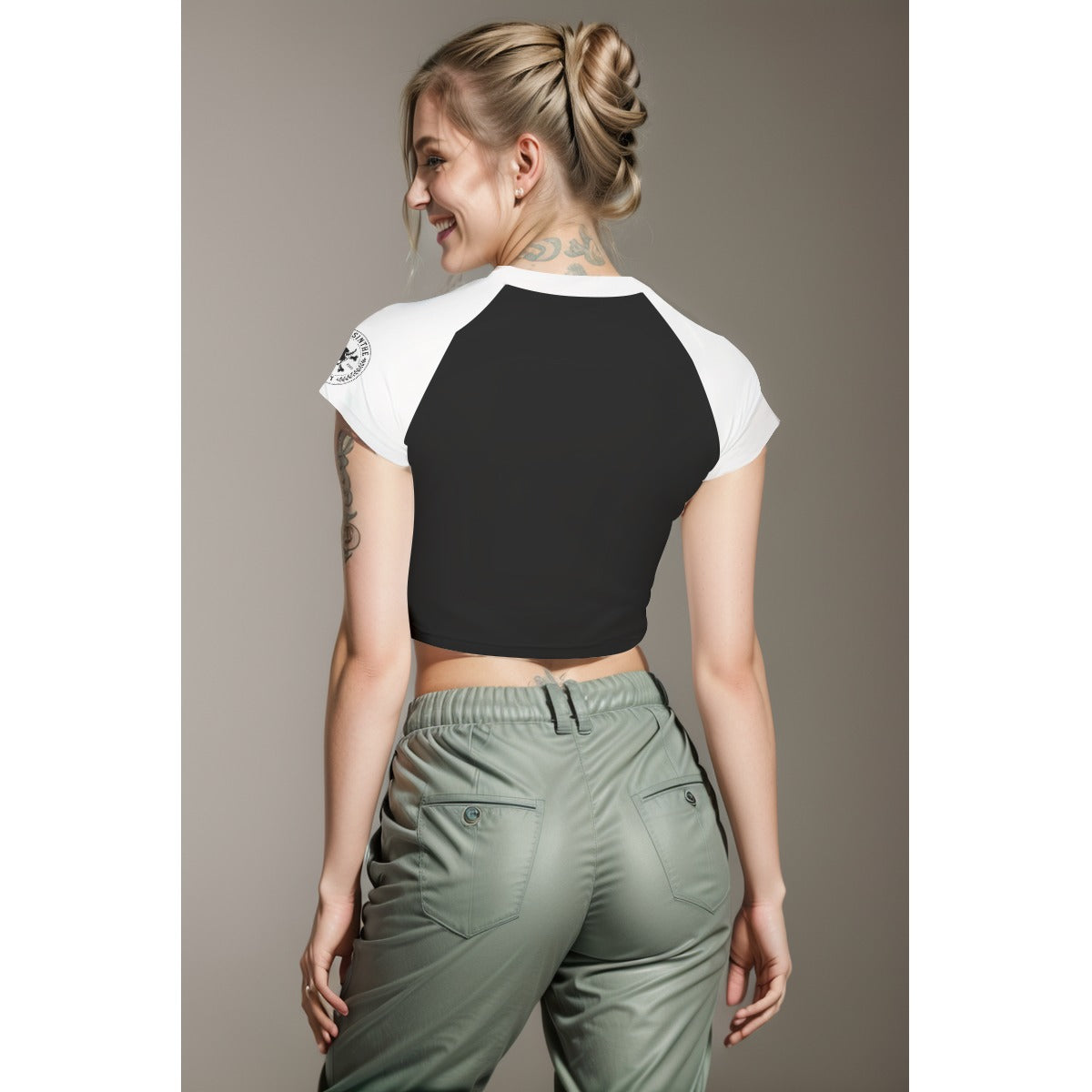 Good Girls Go to Heaven Cropped T-shirt - Mae West