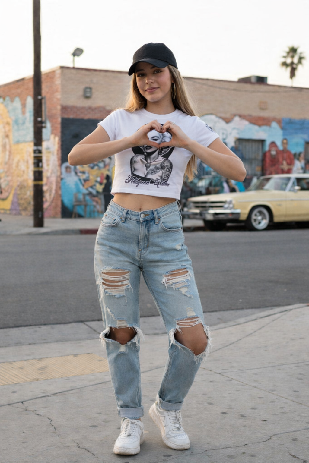 Hollywood Goddess - Cropped T-shirt